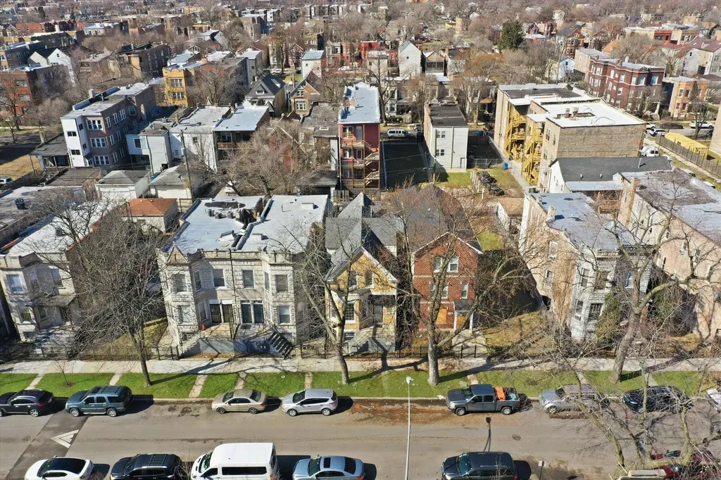 1812 South Hamlin Avenue Chicago IL 60623