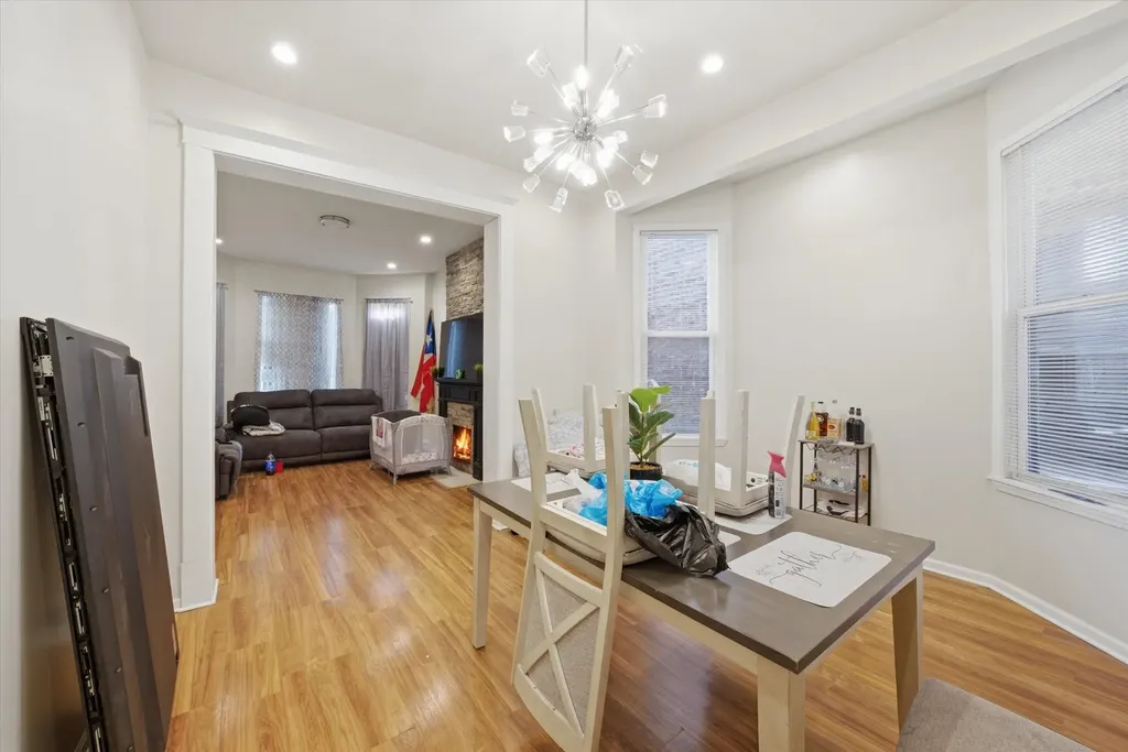 1812 South Hamlin Avenue Chicago IL 60623