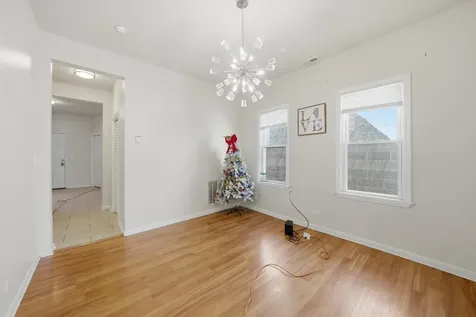 1812 South Hamlin Avenue Chicago IL 60623