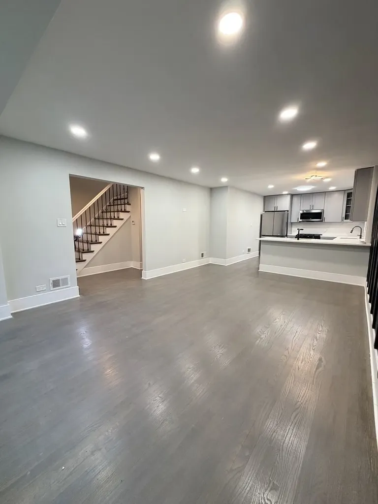 3024 West Fargo Avenue Chicago IL 60645