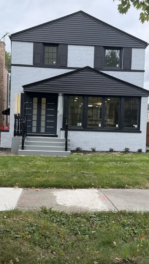 3024 West Fargo Avenue Chicago IL 60645