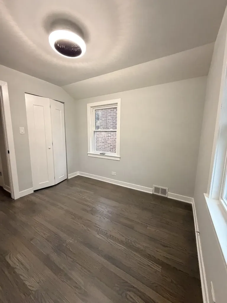 3024 West Fargo Avenue Chicago IL 60645