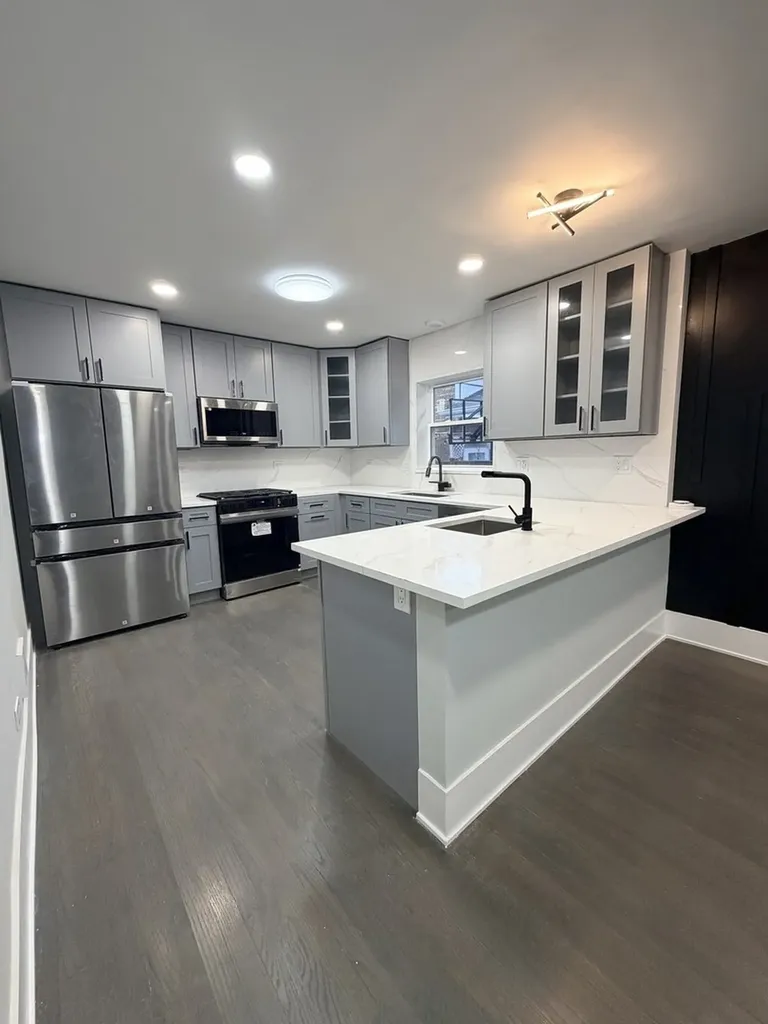 3024 West Fargo Avenue Chicago IL 60645