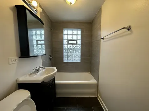 4056 West Crystal Street Chicago IL 60651