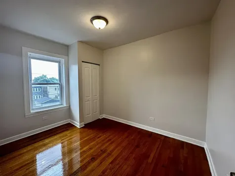 4056 West Crystal Street Chicago IL 60651