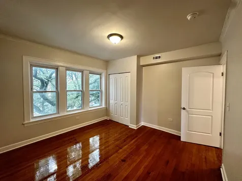 4056 West Crystal Street Chicago IL 60651