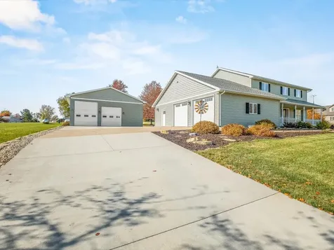 3028 South Golf Road Stockton IL 61085