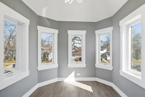 1020 Hill Avenue Elgin IL 60120