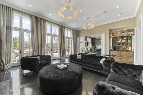1755 Sunnyside Avenue Highland Park IL 60035