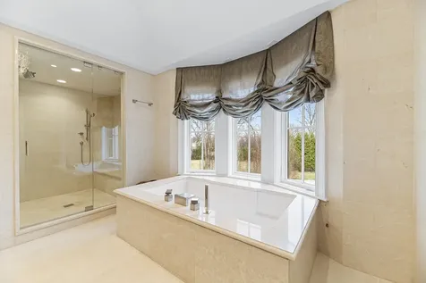 1755 Sunnyside Avenue Highland Park IL 60035
