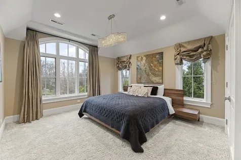1755 Sunnyside Avenue Highland Park IL 60035