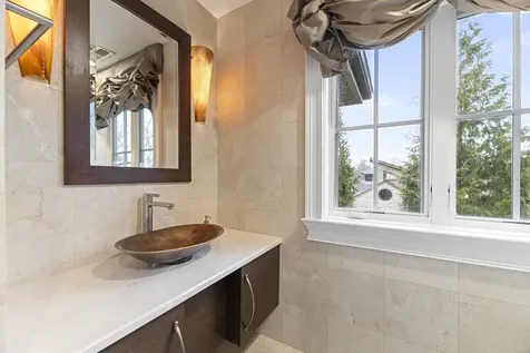 1755 Sunnyside Avenue Highland Park IL 60035
