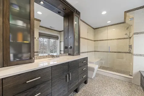 1755 Sunnyside Avenue Highland Park IL 60035