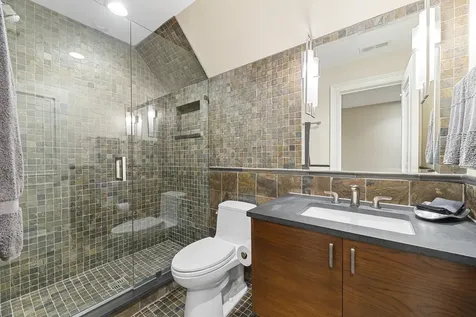 1755 Sunnyside Avenue Highland Park IL 60035