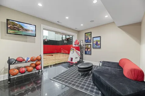 1755 Sunnyside Avenue Highland Park IL 60035