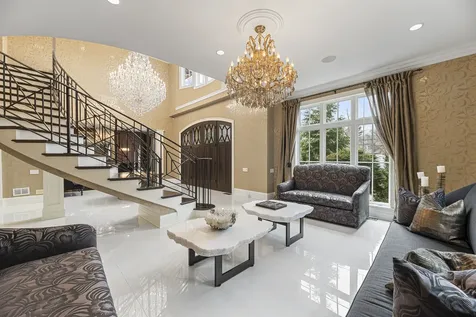 1755 Sunnyside Avenue Highland Park IL 60035