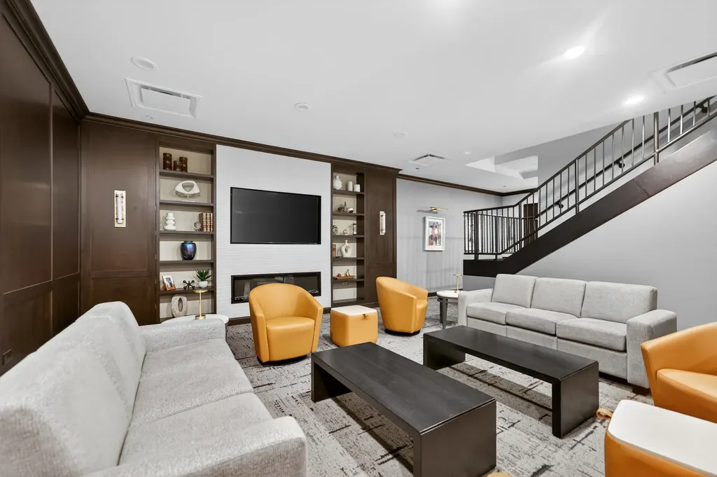 310 South Michigan Avenue Chicago IL 60604