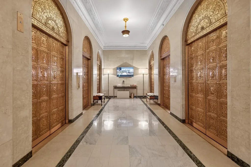 310 South Michigan Avenue Chicago IL 60604