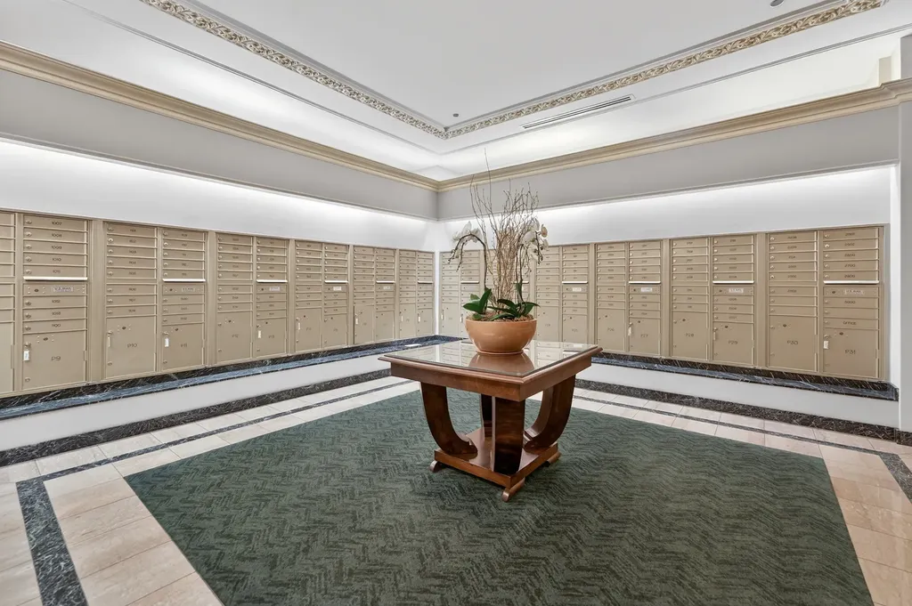 310 South Michigan Avenue Chicago IL 60604
