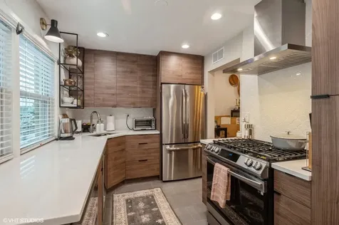 208 South Boulevard Evanston IL 60202