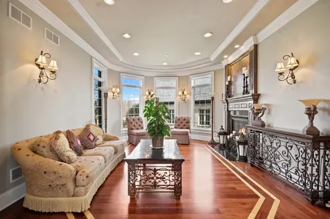 39W431 Long Meadow Lane St. Charles IL 60175