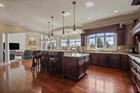 39W431 Long Meadow Lane St. Charles IL 60175