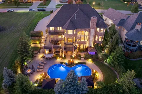 39W431 Long Meadow Lane St. Charles IL 60175