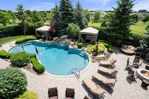 39W431 Long Meadow Lane St. Charles IL 60175