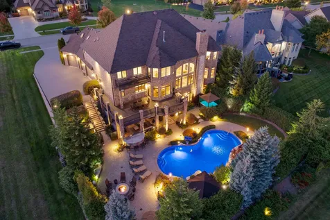 39W431 Long Meadow Lane St. Charles IL 60175