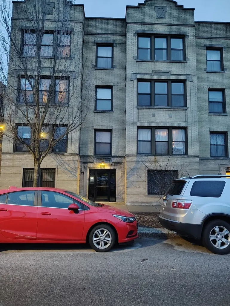 3149 West Wellington Avenue Chicago IL 60618