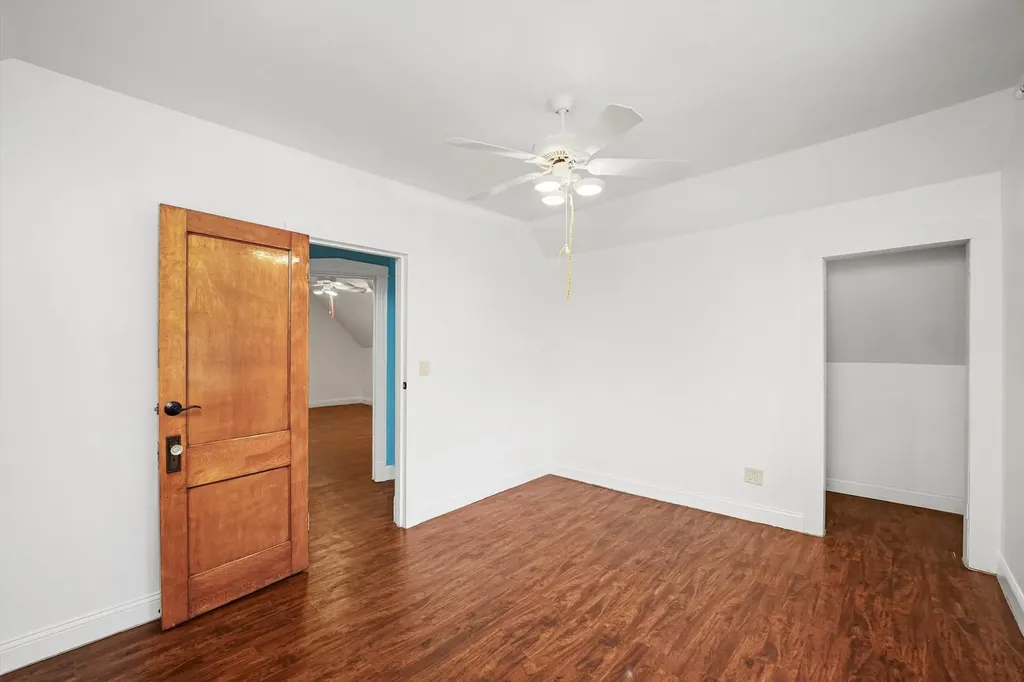 6930 South Laflin Street Chicago IL 60636