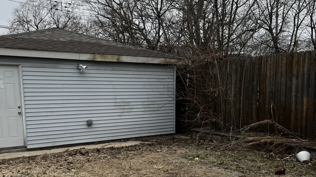 6930 South Laflin Street Chicago IL 60636