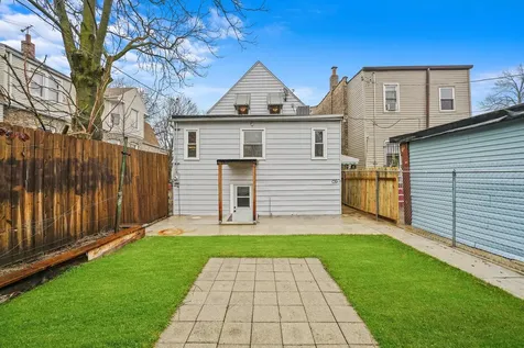 6930 South Laflin Street Chicago IL 60636
