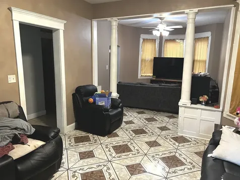 6930 South Laflin Street Chicago IL 60636