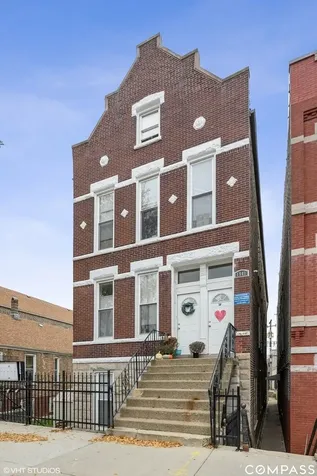 1941 West 21st Place Chicago IL 60608