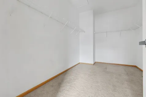786 Bohannon Circle Oswego IL 60543