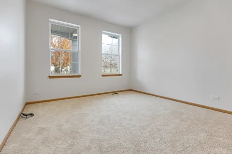 786 Bohannon Circle Oswego IL 60543
