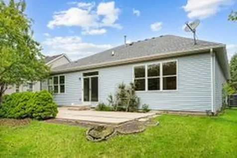 786 Bohannon Circle Oswego IL 60543