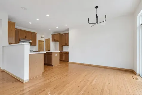 786 Bohannon Circle Oswego IL 60543