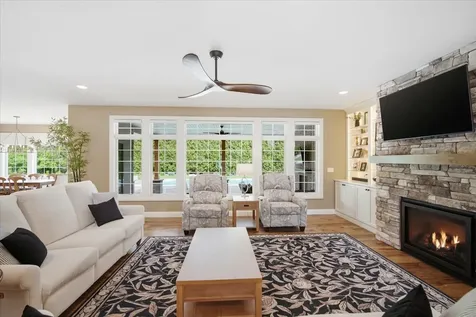 34 Stonebrook Court Bloomington IL 61704