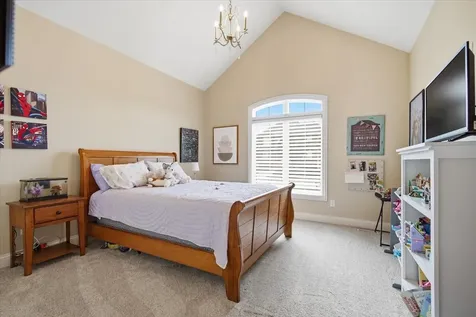 34 Stonebrook Court Bloomington IL 61704