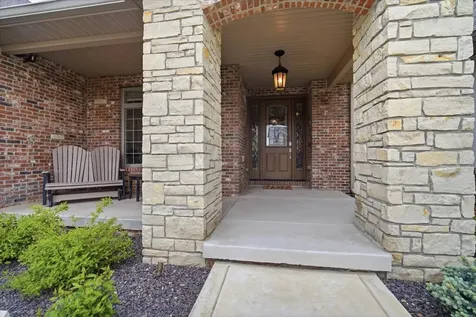 34 Stonebrook Court Bloomington IL 61704