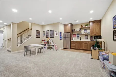 34 Stonebrook Court Bloomington IL 61704