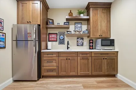 34 Stonebrook Court Bloomington IL 61704