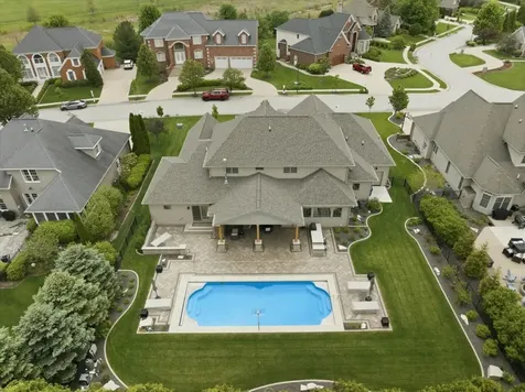 34 Stonebrook Court Bloomington IL 61704