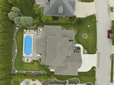 34 Stonebrook Court Bloomington IL 61704