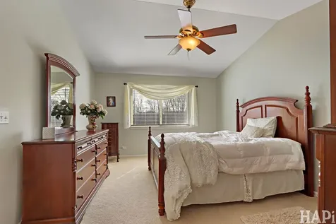 1167 North Oakwood Drive Fox Lake IL 60020