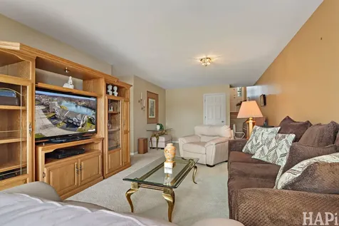 1167 North Oakwood Drive Fox Lake IL 60020