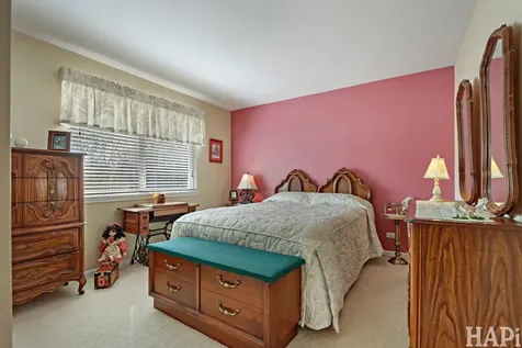 1167 North Oakwood Drive Fox Lake IL 60020