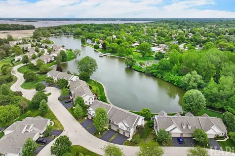 1167 North Oakwood Drive Fox Lake IL 60020